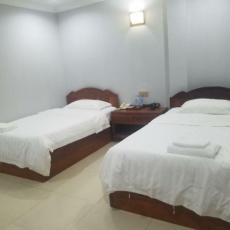 Wei Si Deng Hotel & Restaurant プノンペン エクステリア 写真
